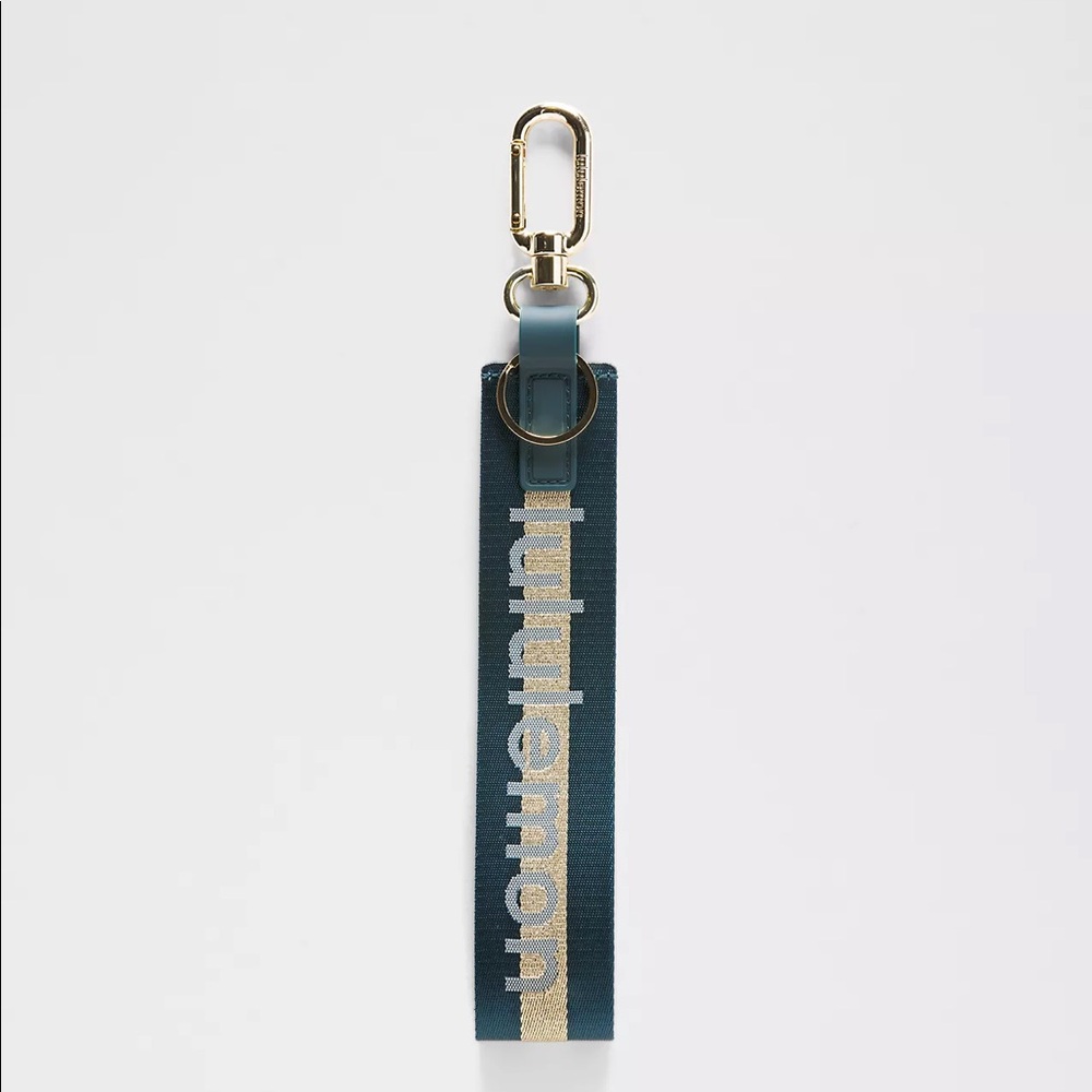 Lululemon Never Lost Keychain Warp Teal/Gold/Bone